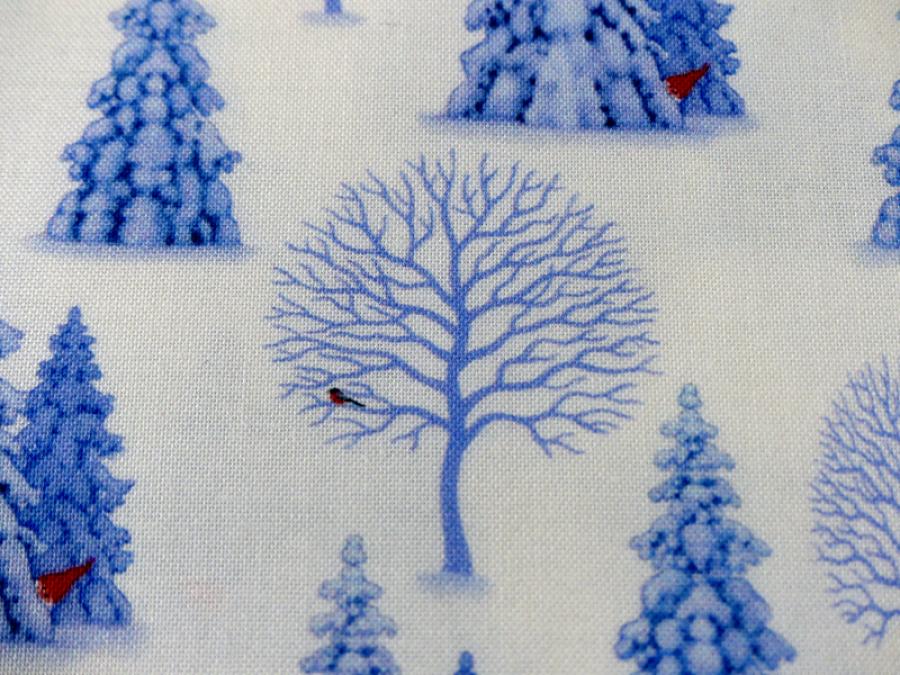 Patchworkstoff Tomtens Village Winterwald Nahansicht